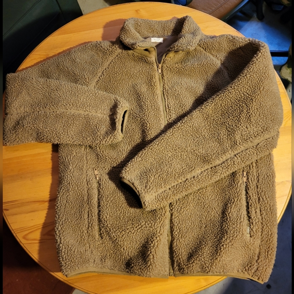 John Galt Brandy Melville  Women's One Size Full Zip Sherpa Jacket.